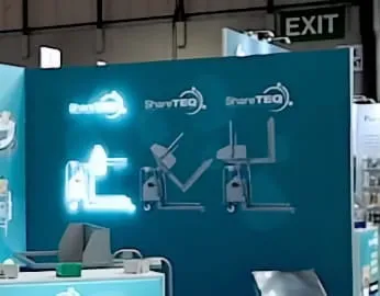 Animated led wall, single section highlighted in LEDs
